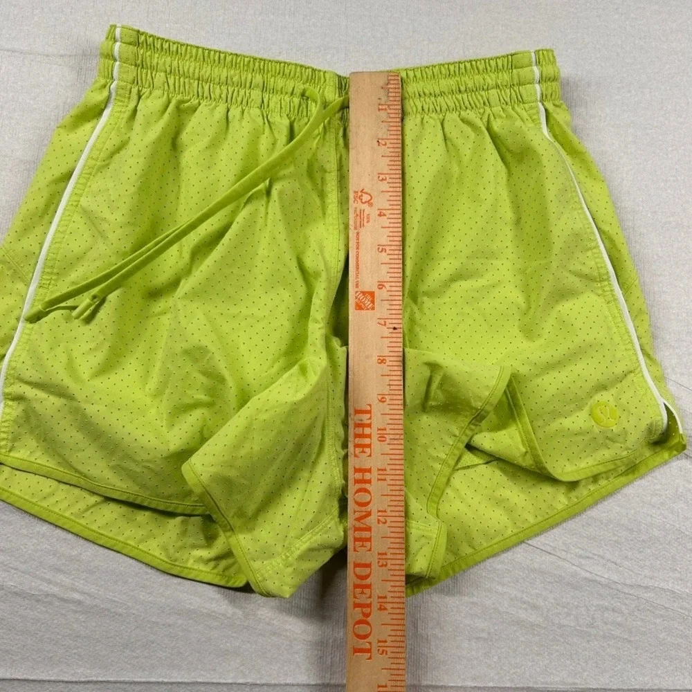 Lululemon Shorts Women 6 Court Rival High Rise 3